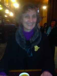 La maestra Sylvie Nourry Namur, este lunes 20 en un café en el Barrio Latino, en París. 